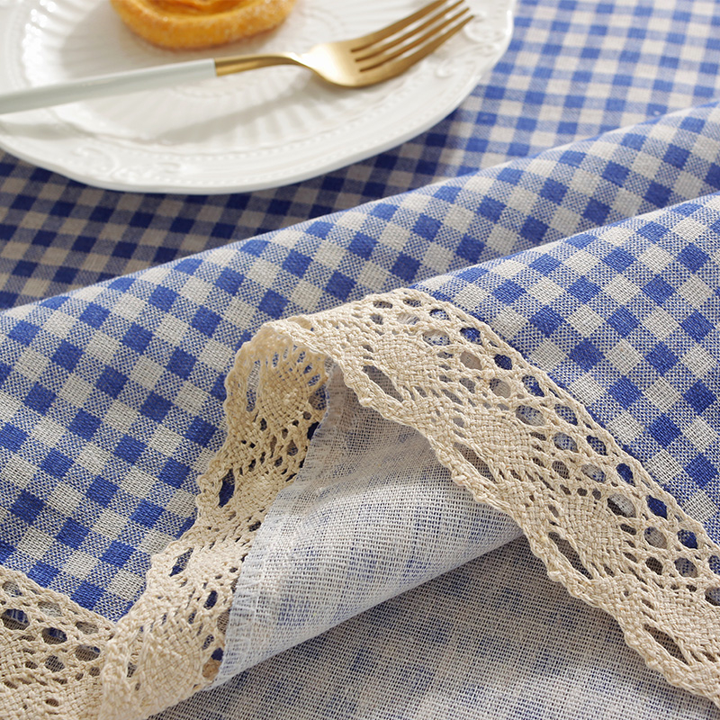 Tolmukaitse pesumasina ja külmkapi ülemisele pinnale – siidist lillemustriga kate