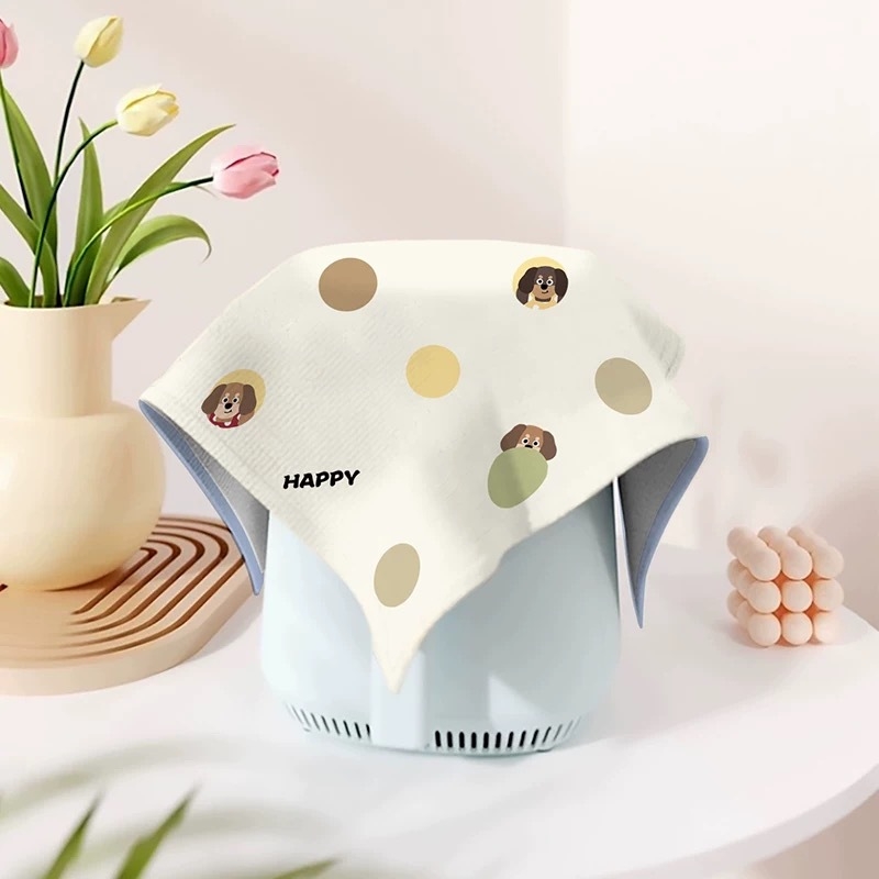 Karikatuuristiililine tolmukate kodumas kodastes | polüestri kiud | XDRD151 | elutuba, söögituba, kaubandusruumid, muud