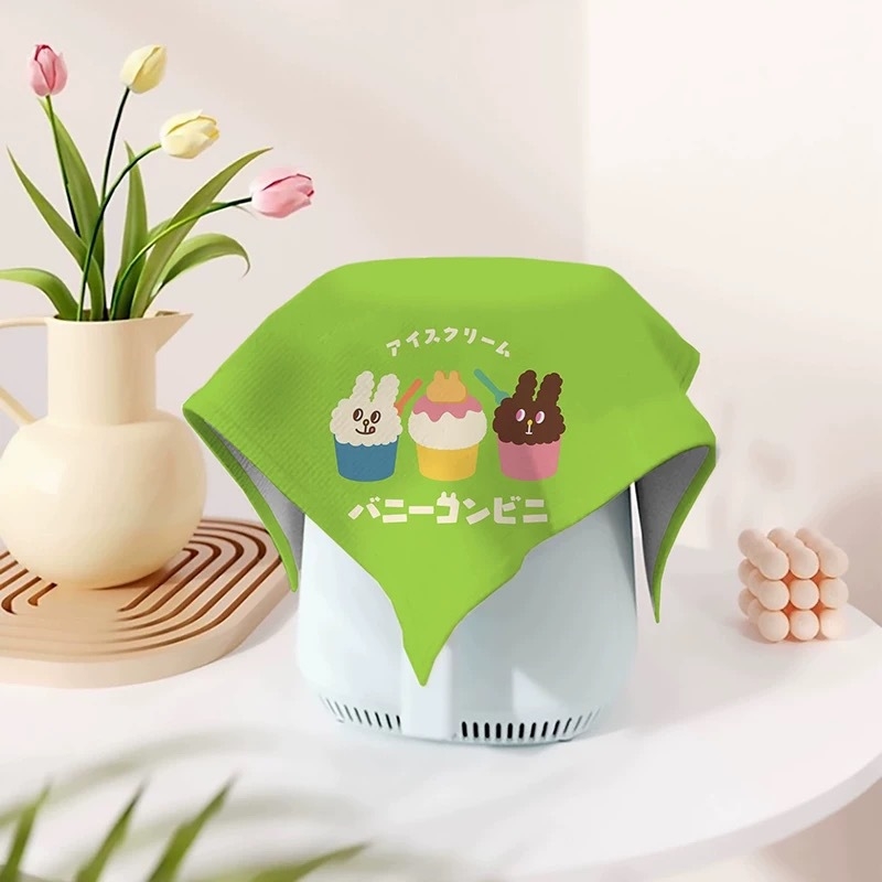 Karikatuuristiililine tolmukate kodumas kodastes | polüestri kiud | XDRD151 | elutuba, söögituba, kaubandusruumid, muud