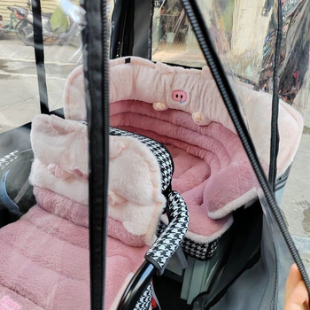 Elektrinis triciklas žieminei sėdynės pagalvė su nugaros atrama, integruotas gaubtas, fleece audinys priekinėms ir galinėms sėdynėms