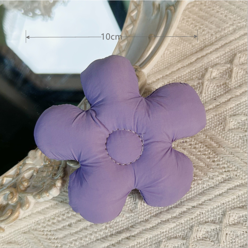 Textil kiegészítők: ötpetálos virág textilből, pamut töltettel — DIY brooch gyerekruhákhoz, származás: Jinhua, 2023 tavasz