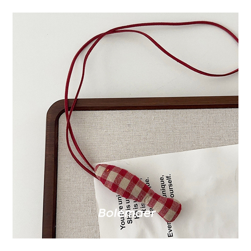 Vaikų audinių kaklo papuošalas (Medžiaga: audinys; Stilius: vaikas; Pakuotė: atskirai supakuota; Sezonas: Žiema 2024; Tipas: kaklo papuošalas)