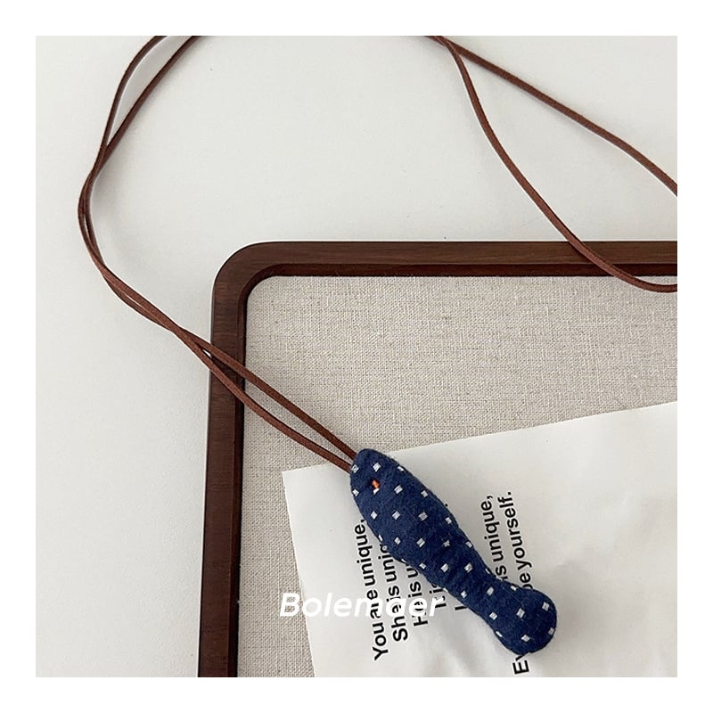 Vaikų audinių kaklo papuošalas (Medžiaga: audinys; Stilius: vaikas; Pakuotė: atskirai supakuota; Sezonas: Žiema 2024; Tipas: kaklo papuošalas)