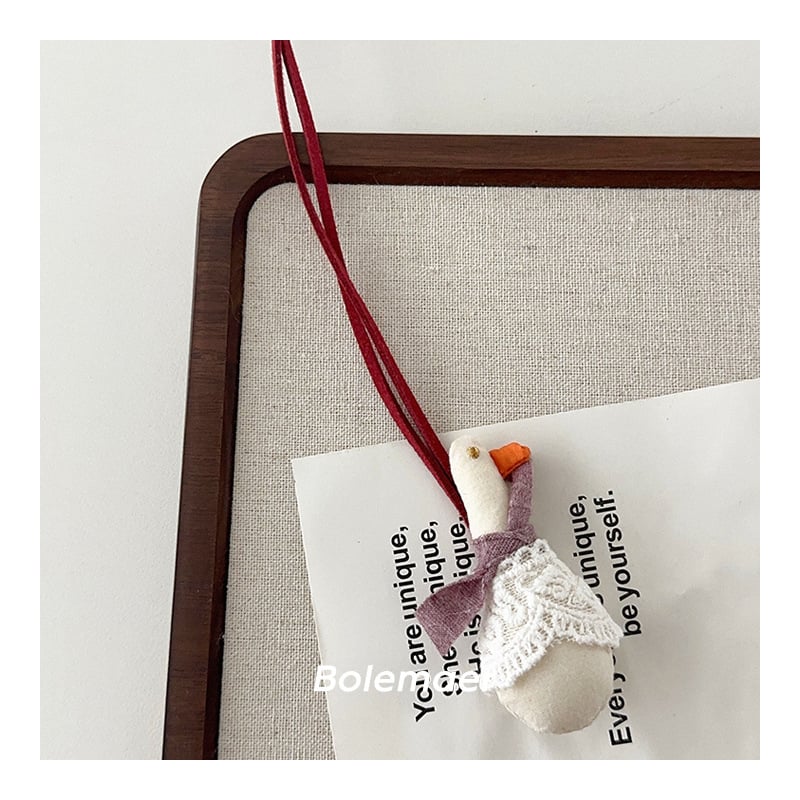 Vaikų audinių kaklo papuošalas (Medžiaga: audinys; Stilius: vaikas; Pakuotė: atskirai supakuota; Sezonas: Žiema 2024; Tipas: kaklo papuošalas)