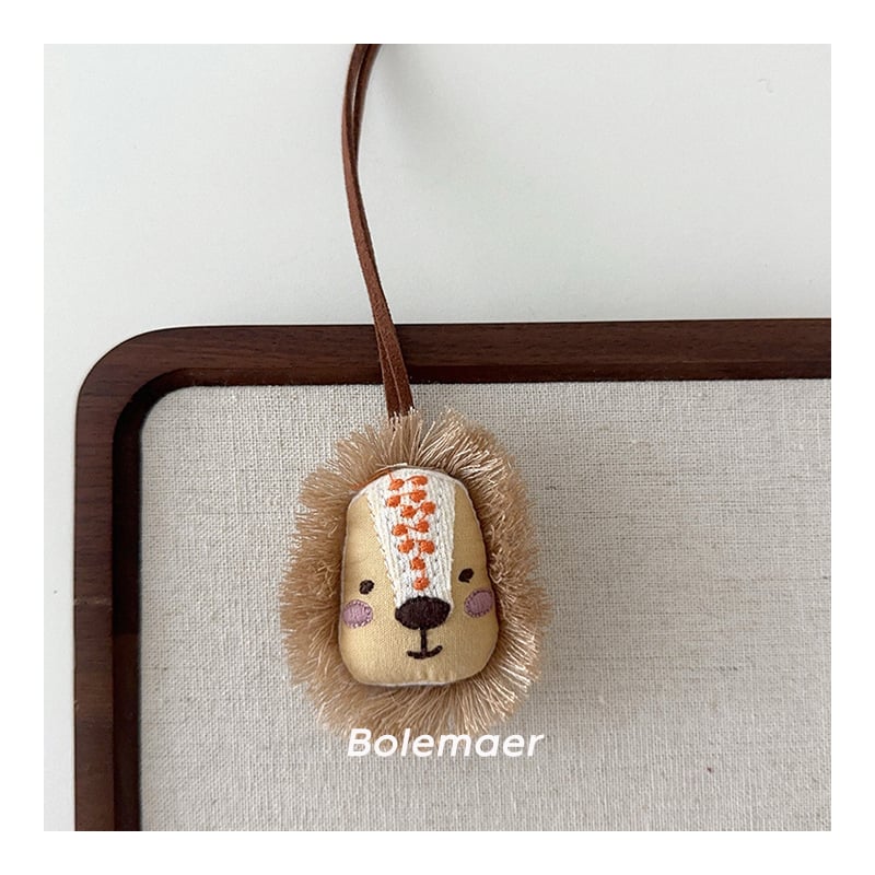 Vaikų audinių kaklo papuošalas (Medžiaga: audinys; Stilius: vaikas; Pakuotė: atskirai supakuota; Sezonas: Žiema 2024; Tipas: kaklo papuošalas)