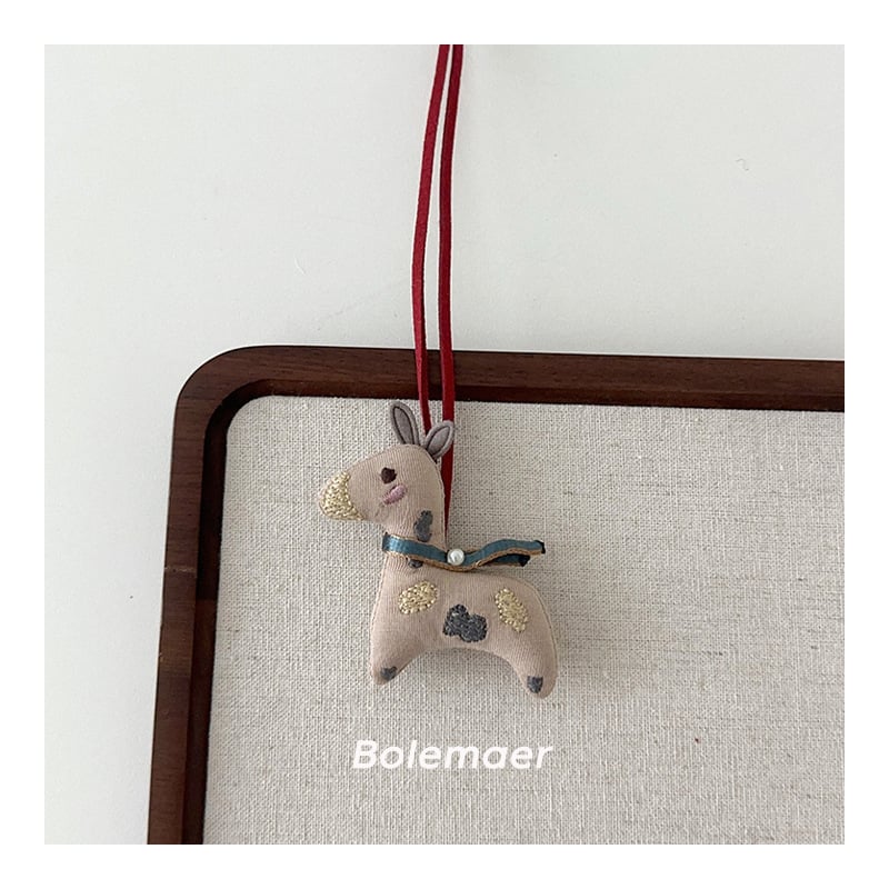 Vaikų audinių kaklo papuošalas (Medžiaga: audinys; Stilius: vaikas; Pakuotė: atskirai supakuota; Sezonas: Žiema 2024; Tipas: kaklo papuošalas)