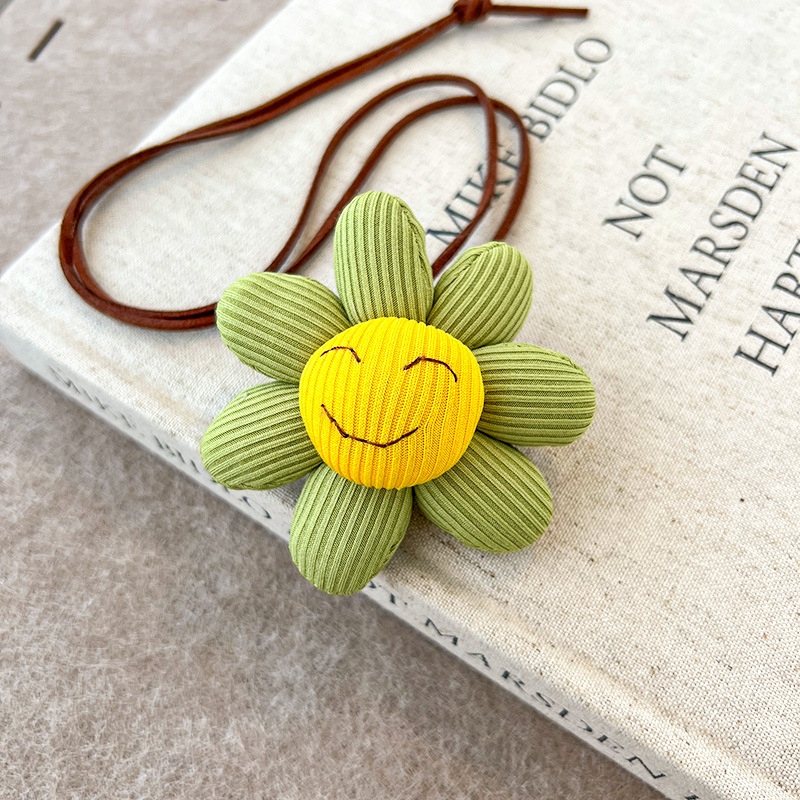 Vaikų karoliai su 3D kiškiuko karikatūra ir mažuoju obuolio pakabuku, audinio pakabukas, išplėstinis grandinės ilgis 11 cm+, amžiaus grupė 3–10 metų