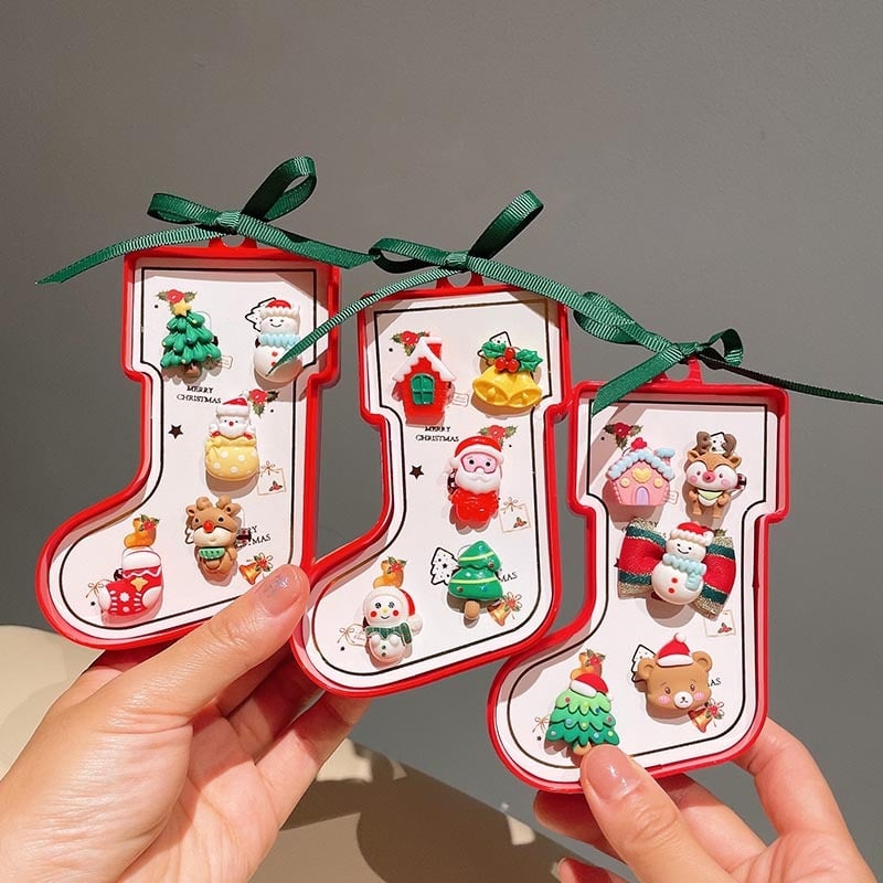 Juvelierizstrādājumu komplekts: regulējams gredzens un karikatūras Ziemassvētku vecītis auskari — Ziemassvētku dāvana bērniem