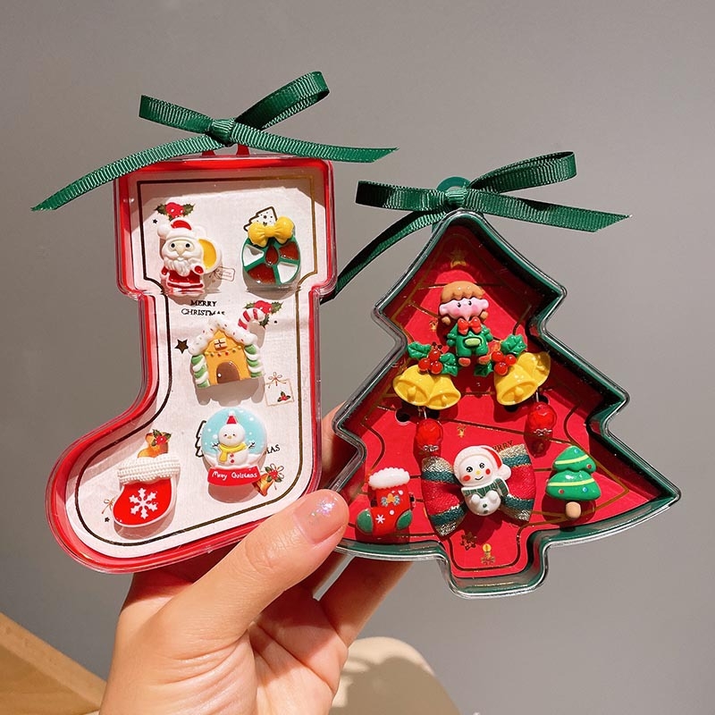 Juvelierizstrādājumu komplekts: regulējams gredzens un karikatūras Ziemassvētku vecītis auskari — Ziemassvētku dāvana bērniem