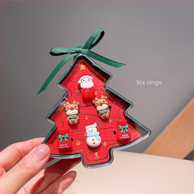 Juvelierizstrādājumu komplekts: regulējams gredzens un karikatūras Ziemassvētku vecītis auskari — Ziemassvētku dāvana bērniem