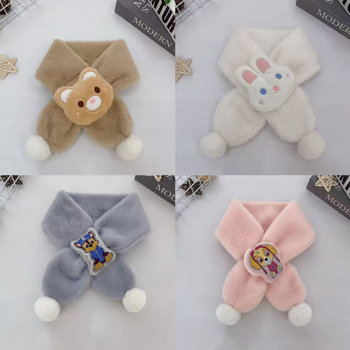 Vaikų pūkuotas šalikėlis su karikatūrų raštu rudenį ir žiemą, stačiakampio formos, paprasta austa