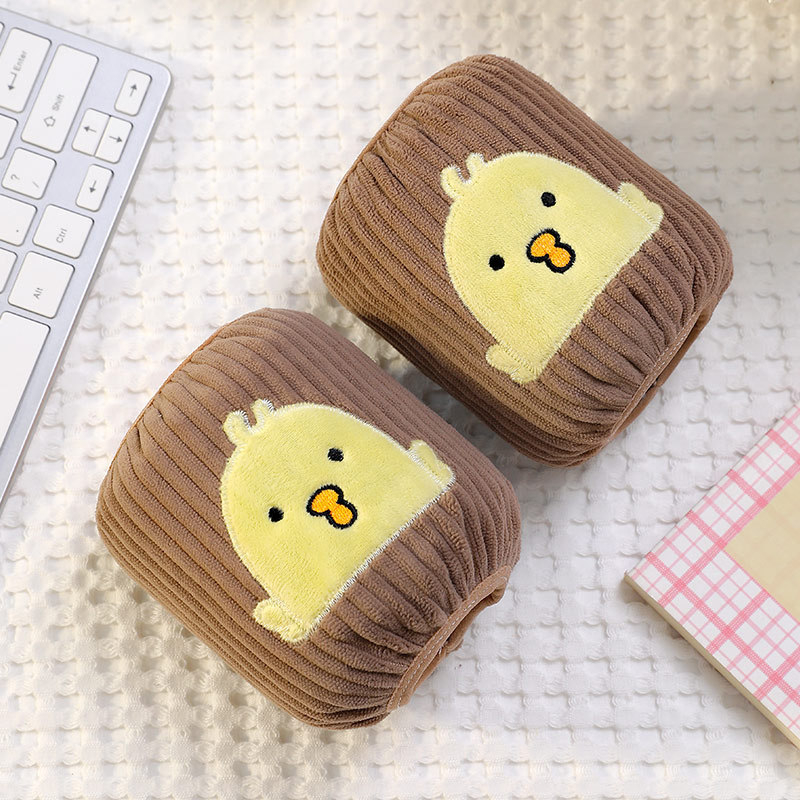 Vaikų rankovių apsauga, karikatūrinis modelis, siuvinėti, krištolo veliūras, antišvarumas, rudens–žiemos (Medžiaga: krištolo velvetas; Modelis: karikatūra; Apdorojimo būdas: siuvinėjimas; Funkcija: antišvarumas; Sezona: ruduo–žiema)