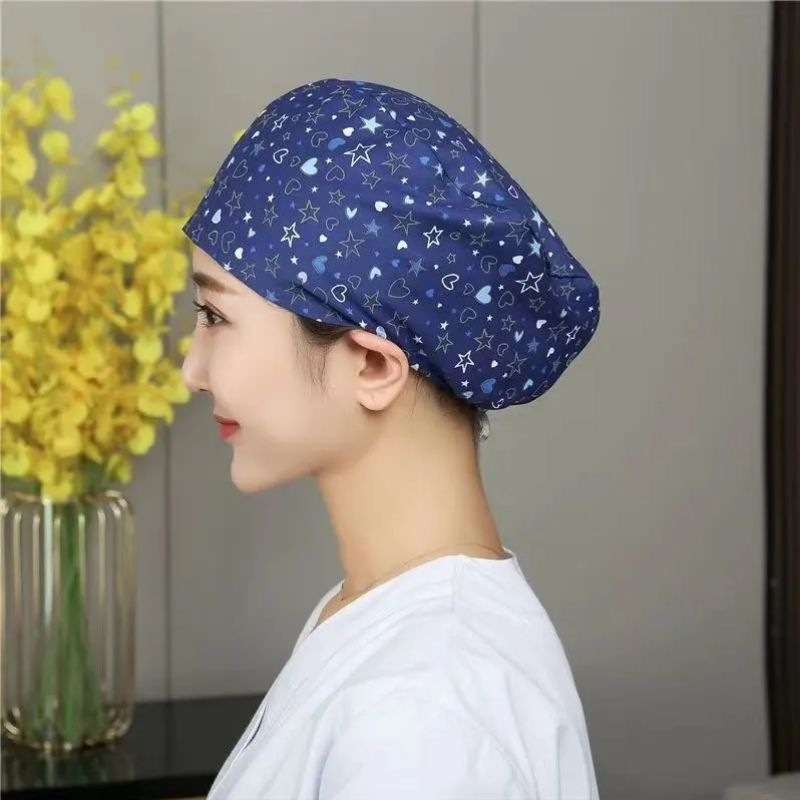 Unisex kirurška kapa od pamuka, ravni vrh, kružni dizajn, tiskano logotip, minimalistički klinički stil