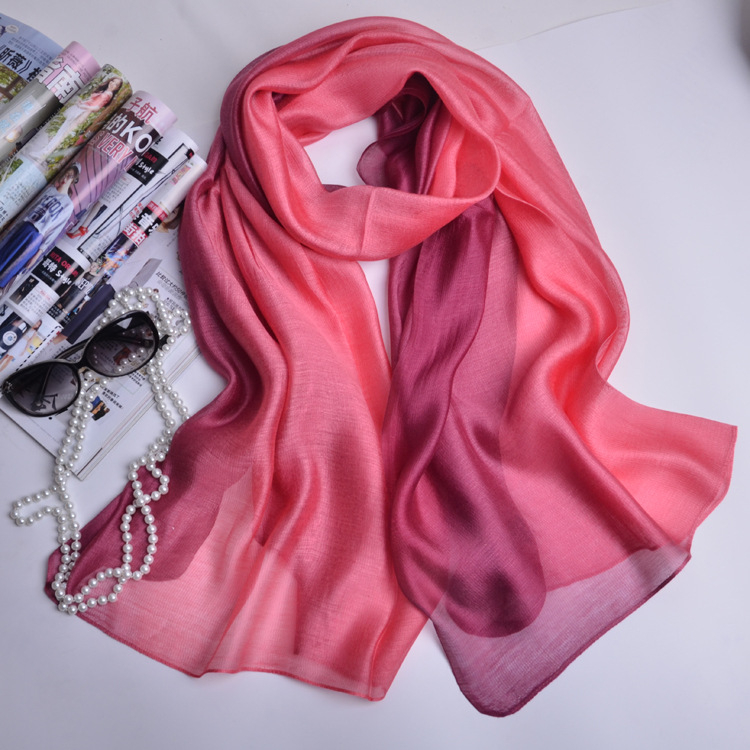 Šal od svile (warp knitting, gradient pattern, silk-viscose blend, Summer)
