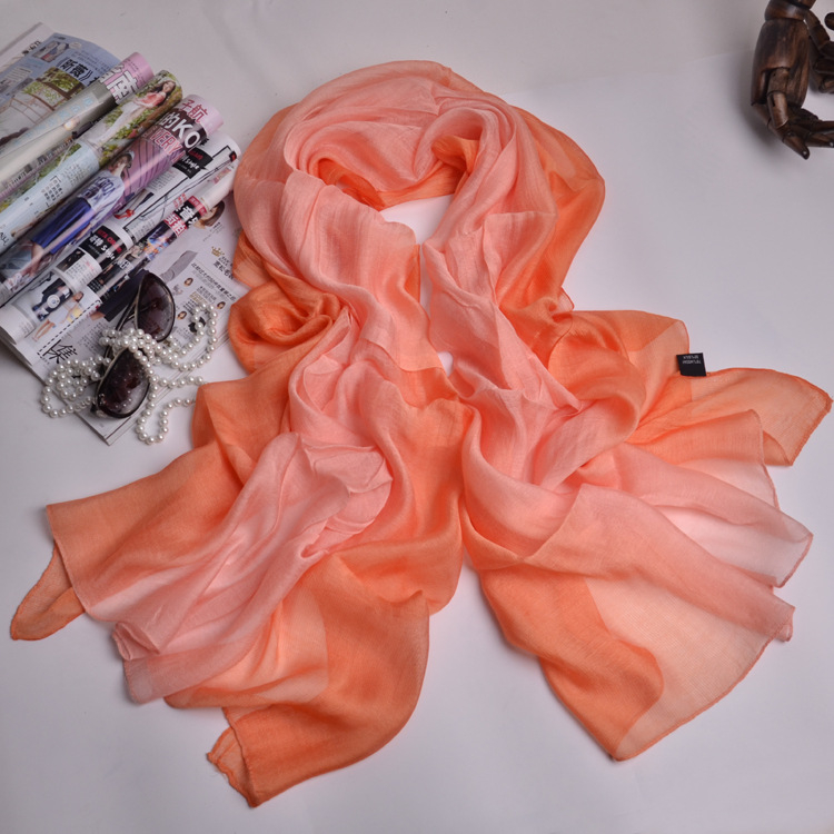 Šal od svile (warp knitting, gradient pattern, silk-viscose blend, Summer)