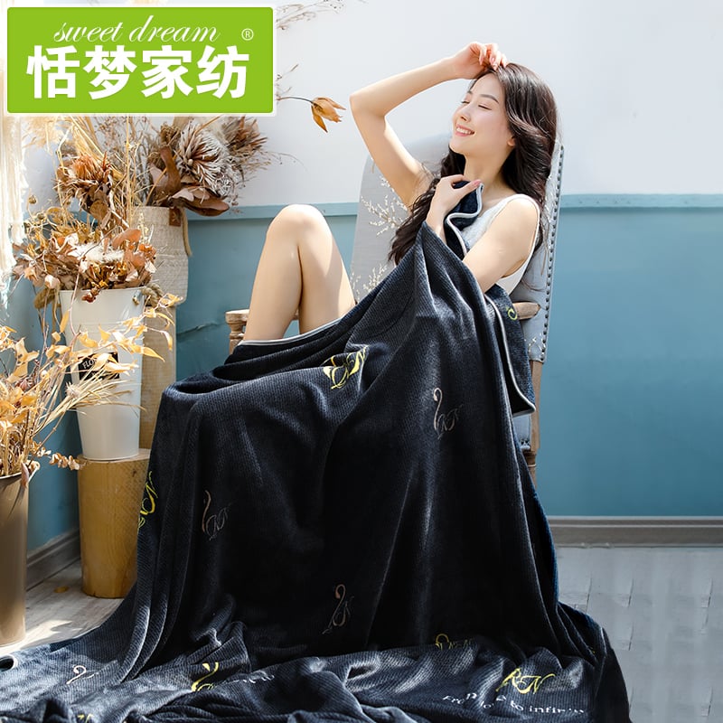 Koraalpluüs pleed üliõpilaste majja; multikas muster; materjal: vill; lihtne ja kaasaegne stiil; värvikindlus: 4.