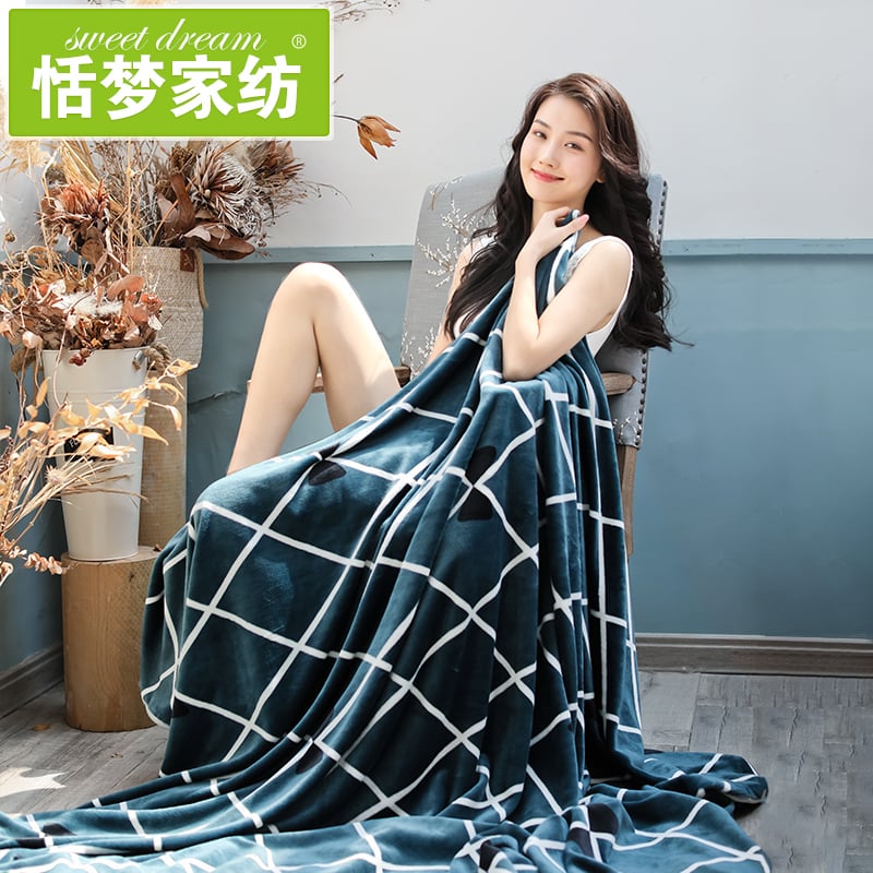 Koraalpluüs pleed üliõpilaste majja; multikas muster; materjal: vill; lihtne ja kaasaegne stiil; värvikindlus: 4.