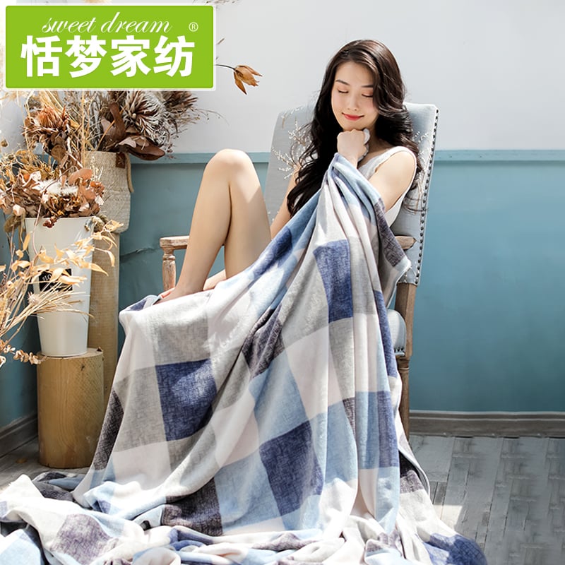 Koraalpluüs pleed üliõpilaste majja; multikas muster; materjal: vill; lihtne ja kaasaegne stiil; värvikindlus: 4.