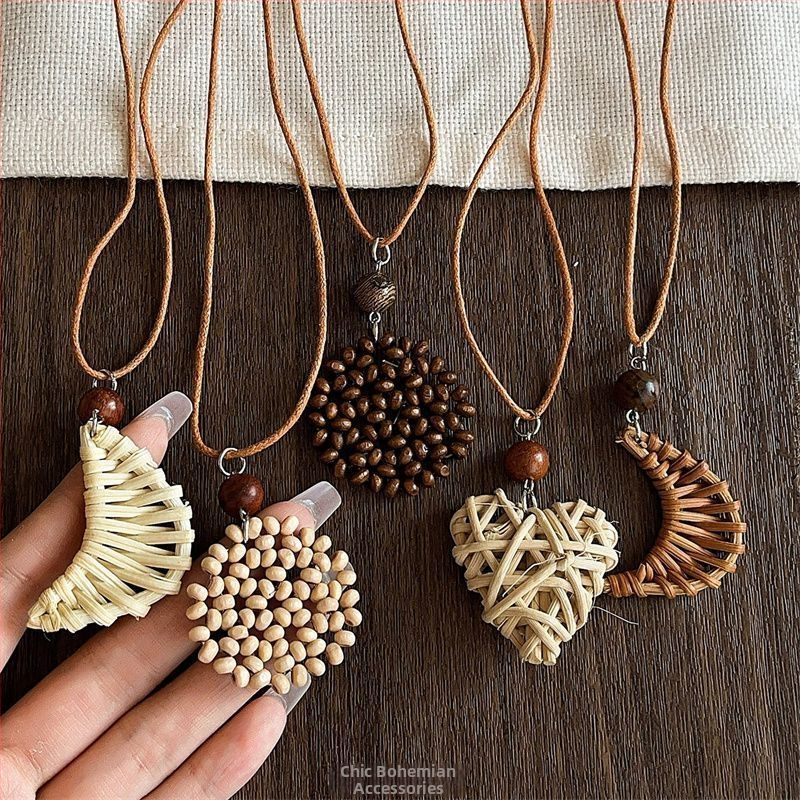 Dlhý dámsky náhrdelník s geometrickým príveskom, kórejský štýl, zinková zliatina, jar 2025