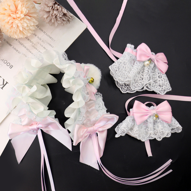 Mežģīņu galvas lente ar kaķu ausīm, loku un zvaniņu, rētainais raksts, viļņots siluets — karikatūras stils, sievietēm