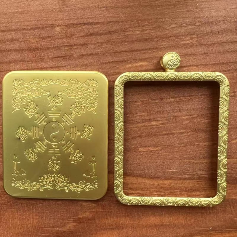 Tangka Box karoliai - lydinys, elektroplakavimas, kita forma