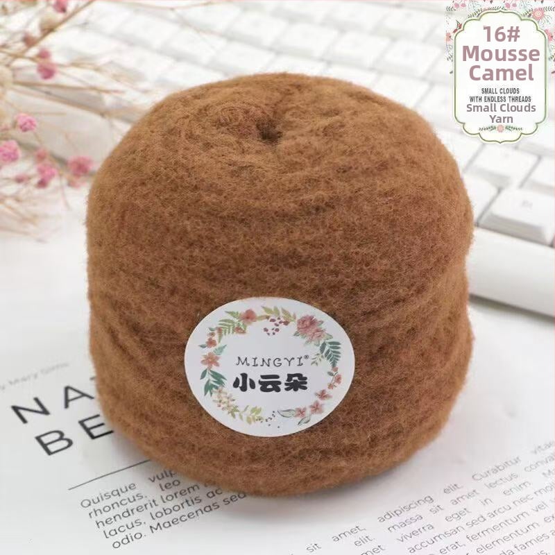 6-szálas Marshmallow mousse fonal horgoláshoz és kézi kötéshez — semi-worsted, felhő-szerű textúra tejwafla