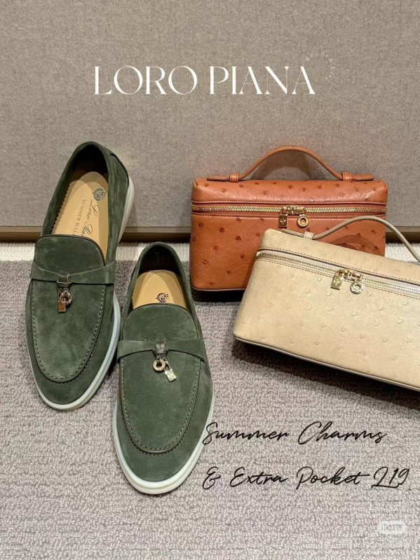 Moteriški loaferiai iš avių odos, vidinė įdėkla iš avies vilnos, gumos padas, apvali nosis, žemas kulnas 1–3 cm