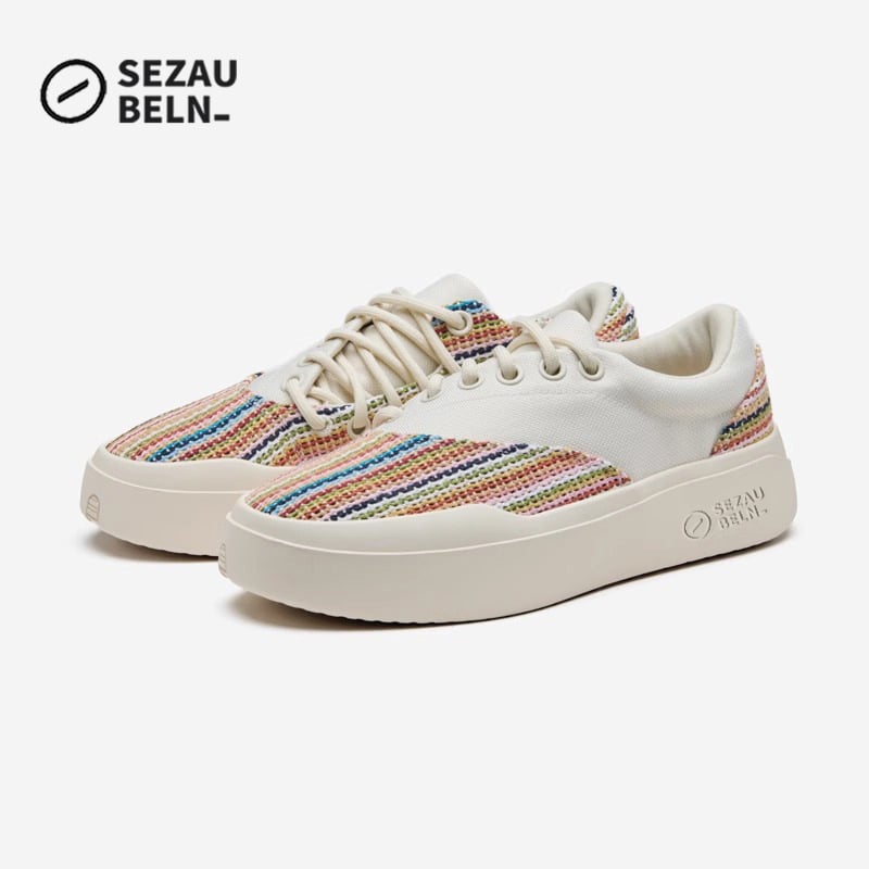 SEZAU-BELN sportiniai bateliai — apvali nosis, drobės viršus, žemas siluetas, klininis kulnas 3–5 cm, gumos padas