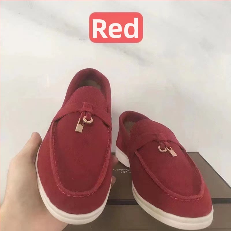 Unisex suede loaferiai, slip-on, apvali nosis, avies odos viršus, gumos padas