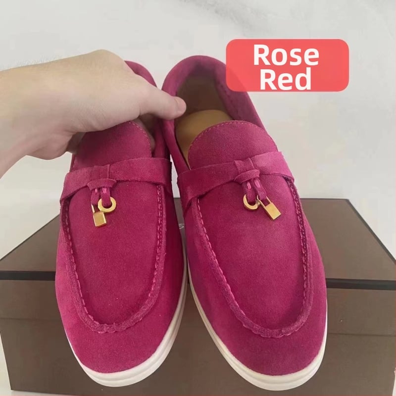 Unisex suede loaferiai, slip-on, apvali nosis, avies odos viršus, gumos padas