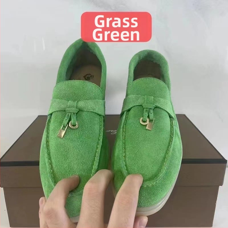 Unisex suede loaferiai, slip-on, apvali nosis, avies odos viršus, gumos padas