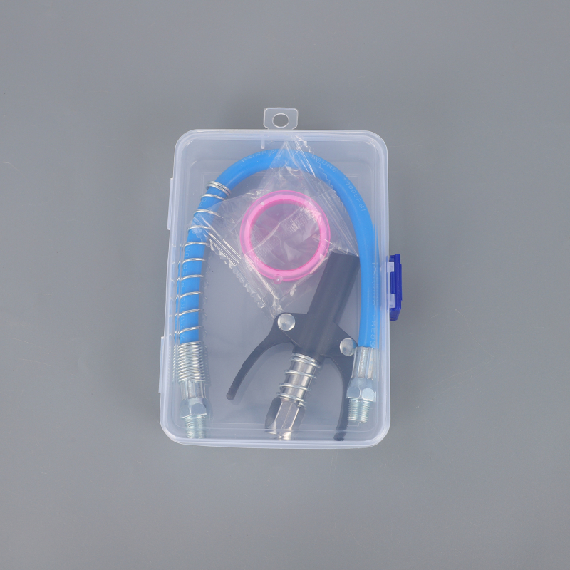 Tepalų jungčių rinkinys su dviejų rankenų užrakinimu, aukšto slėgio, savarankiškai užrakinamas plokščio galvutės tepalų jungtis — Medžiaga: lydinys; Darbinis slėgis: kreipkitės į klientų aptarnavimą; Panaudojimas: tepalų pistolei; Maitinimas: rankinis