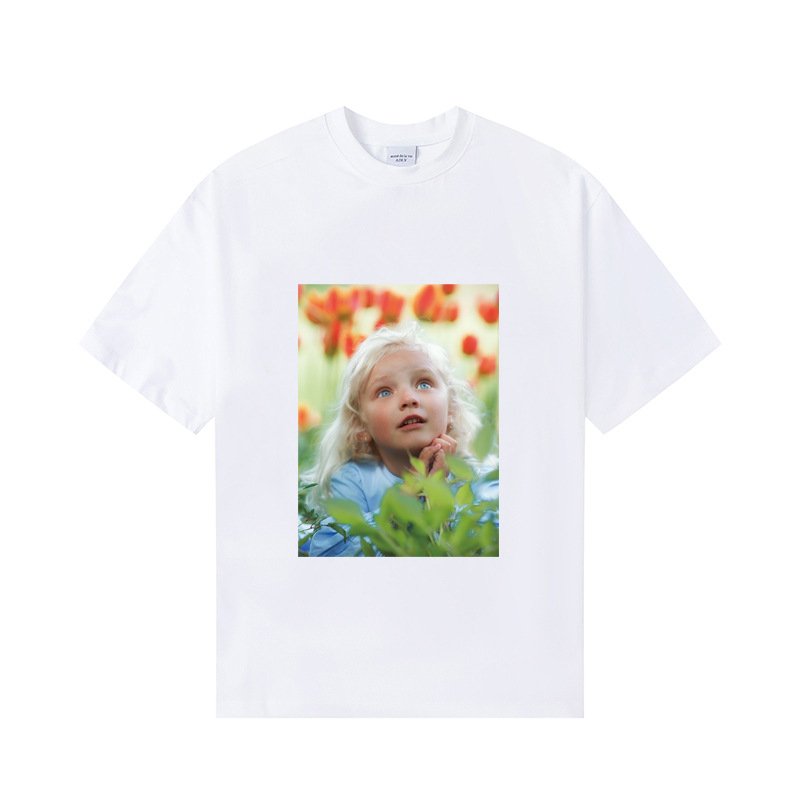 Korejiešu stila ikdienas kokvilnas T-krekls ar apļu kaklu, īsām piedurknēm, drukā ar burtiem un karikatūrām (Pavasaris–Vasara 2025, 95%+ kokvilna)