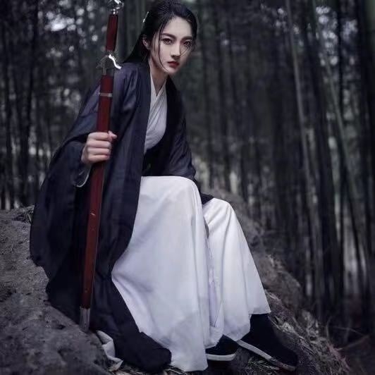 Γυναικείο φόρεμα Hanfu σε αρχαϊκό στυλ Wei/Jin, ρέον σχέδιο με φαρδιά μανίκια, φούστα μέχρι τη μέση, πολυεστέρας 90–95%, Άνοιξη 2024