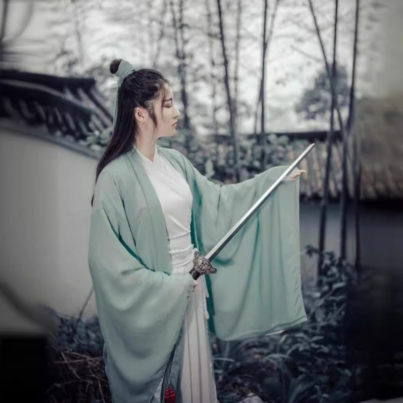 Γυναικείο φόρεμα Hanfu σε αρχαϊκό στυλ Wei/Jin, ρέον σχέδιο με φαρδιά μανίκια, φούστα μέχρι τη μέση, πολυεστέρας 90–95%, Άνοιξη 2024