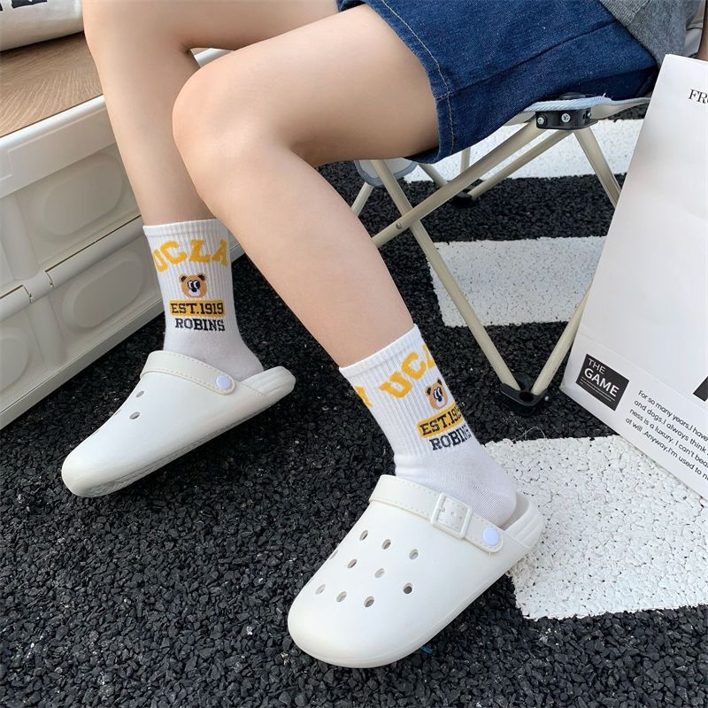 Ženske Crocs stil klompe s PVC gornjim dijelom, unutarnja koža, protuklizne, lagane, mekani debeli potplat, crtani/monohrom dizajn