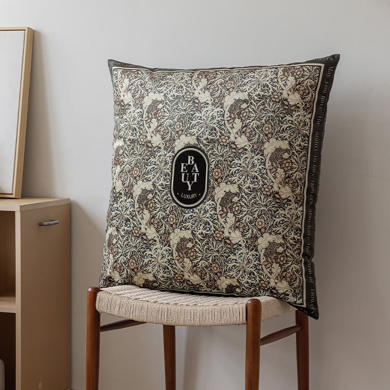 Párna polieszter huzattal, PP gyapot töltés, virágos minta, nyomtatott szövés