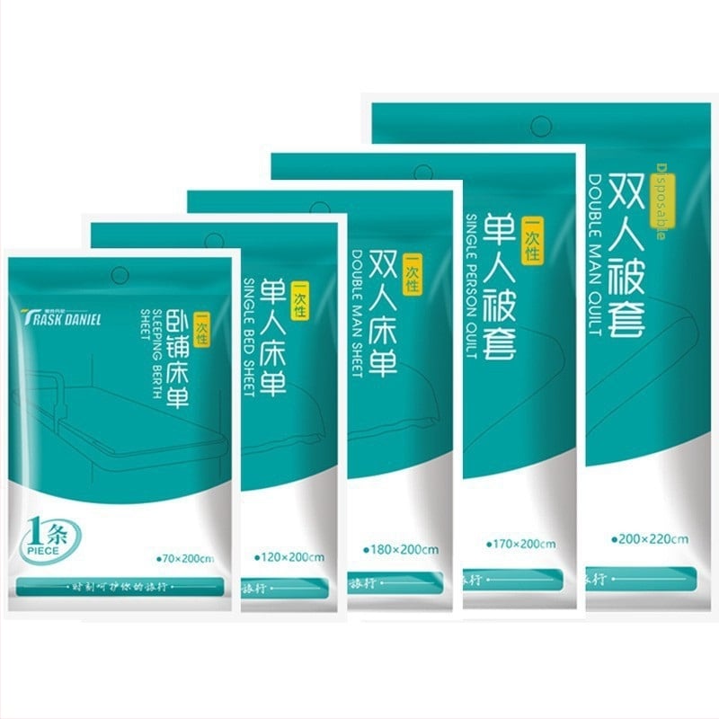 Vienkartinis kelioninis patalynės komplektas, 4 dalių: paklodė, antklodės užvalkalas, pagalvių užvalkalai; nepluošto audinys, pakuotė 1000 vnt., prekės kodas 19314254983