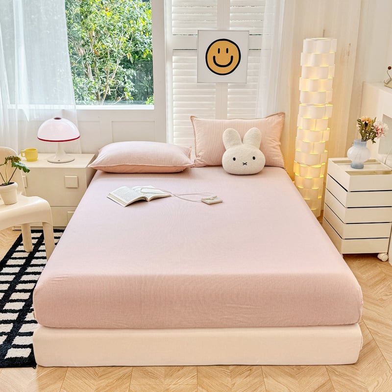 Gumis lepedő, 100% pamut, quiltált, fonallal festett