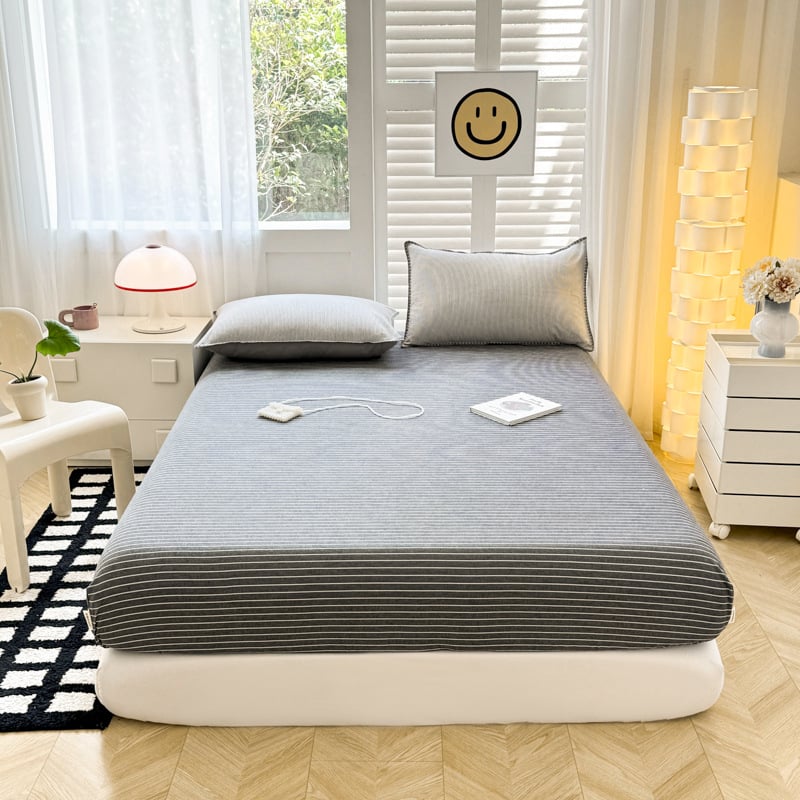 Gumis lepedő, 100% pamut, quiltált, fonallal festett