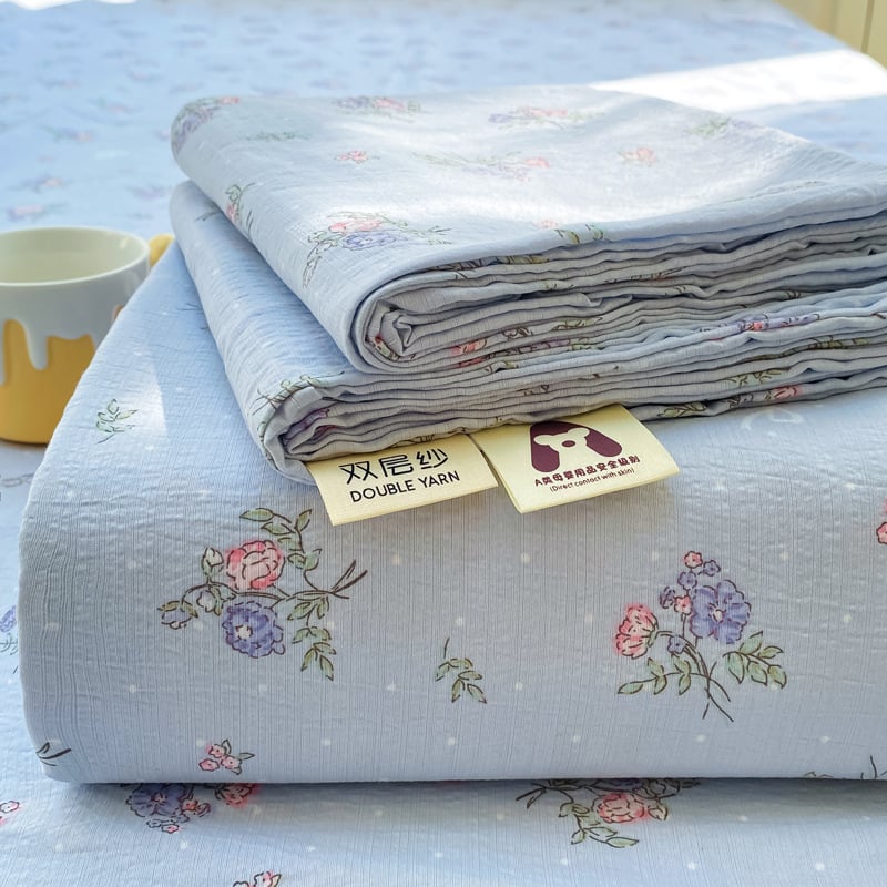 Dupla rétegű gézzel készült gumis lepedő, poliészter, animációs minta, reaktív színezés