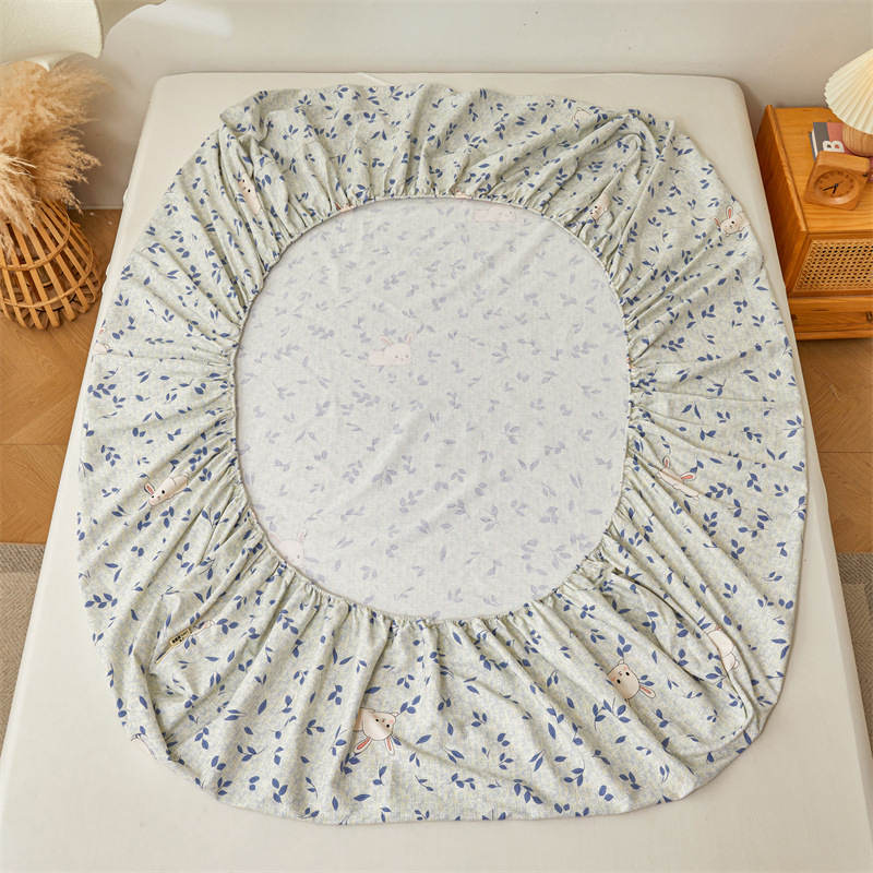 Gumis lepedő – 100% tiszta pamut, twill szövés, reaktív nyomtatás, minta: növények és virágok, tömege 300–500 g