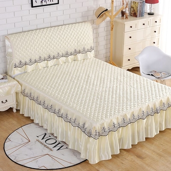 Ágytakaró készlet: huzat az ágy végéhez és ágyszoknya; Anyag: poliészter; Nyomtatás: tie-dye; Szövés: más; Tömeg: kevesebb mint 300 g