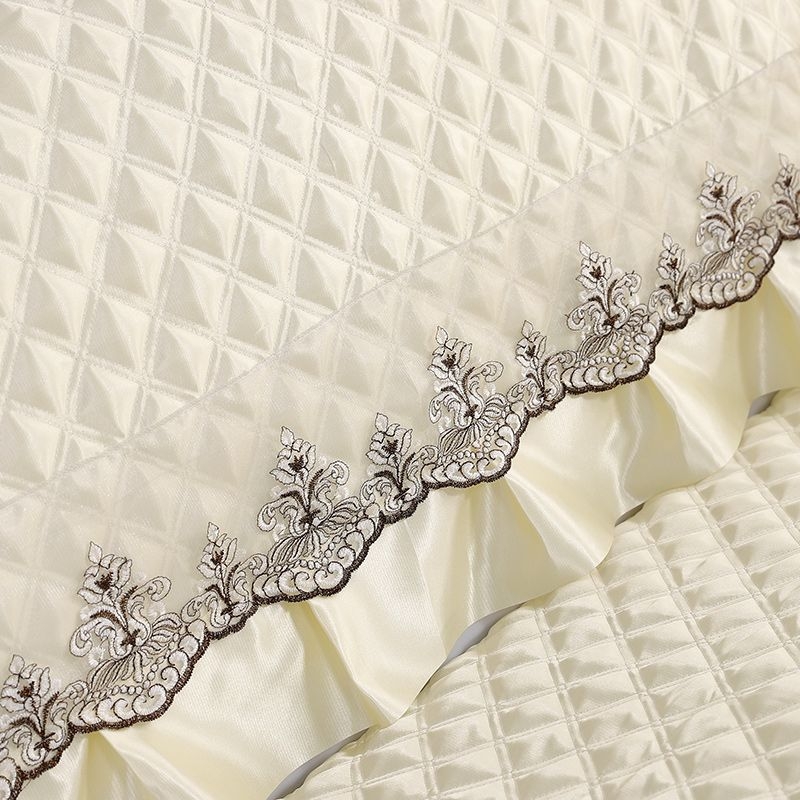 Ágytakaró készlet: huzat az ágy végéhez és ágyszoknya; Anyag: poliészter; Nyomtatás: tie-dye; Szövés: más; Tömeg: kevesebb mint 300 g