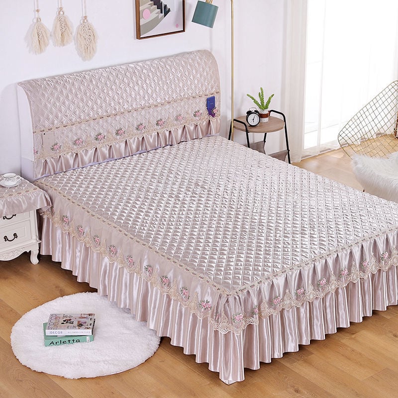 Ágytakaró készlet: huzat az ágy végéhez és ágyszoknya; Anyag: poliészter; Nyomtatás: tie-dye; Szövés: más; Tömeg: kevesebb mint 300 g