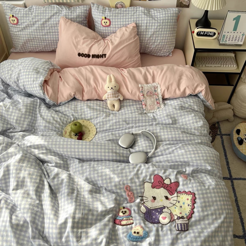 Set posteljine od 100% pamuka — četiri dijela, Twill tkanina, reaktivni tisak, crtić motiv