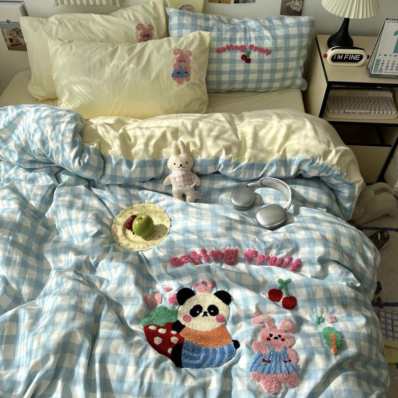 Set posteljine od 100% pamuka — četiri dijela, Twill tkanina, reaktivni tisak, crtić motiv
