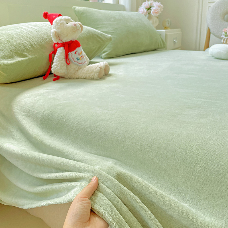 Milk Velvet posteljina, dimenzije 180x200-220 cm, zimski debeli flanel veli velur, podstavljena fleece