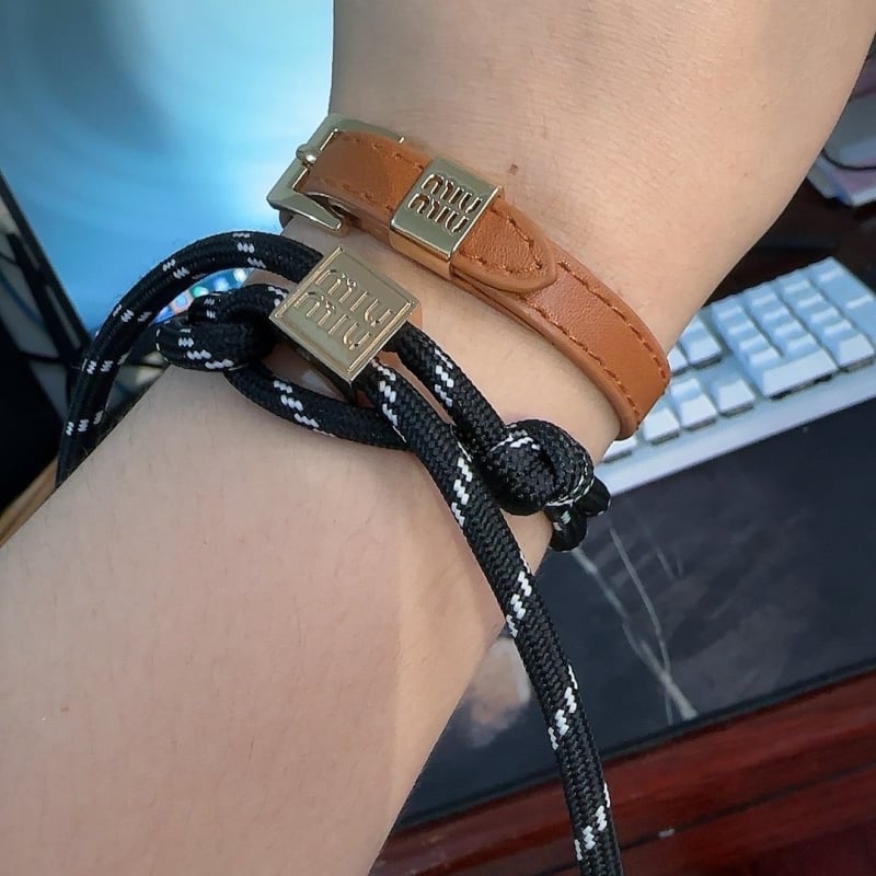 BAOLI võtmehoidja, metall, kaasaegse kunsti stiil, individuaalselt pakendatud