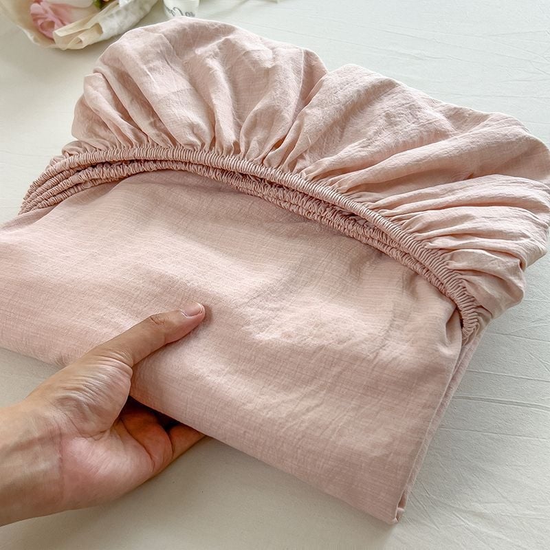 Jégselyemből készült ágytakaró, twill szövet, kefés felület, reakciós nyomtatás, csíkos mintázat, egyszerű stílus